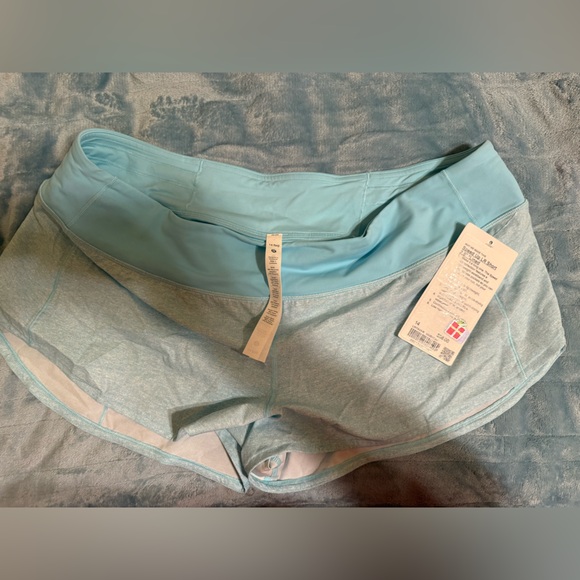 LULULEMON SPEED UP SHORT 2.5” - Picture 4 of 4